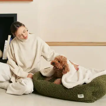 MANTA BEIGE PELO A MANO