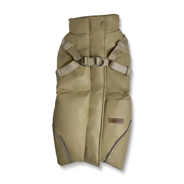 Abrigo y arnés latte