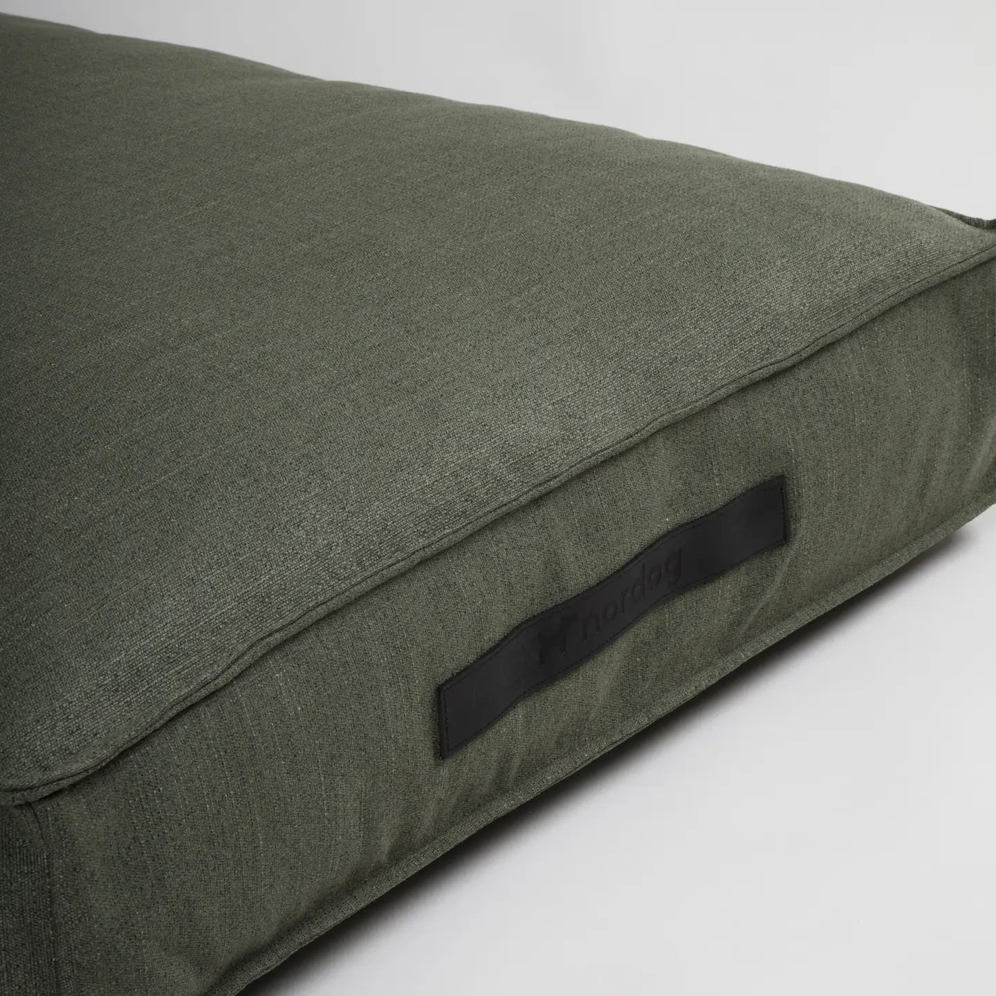 Cama cojín verde hygge