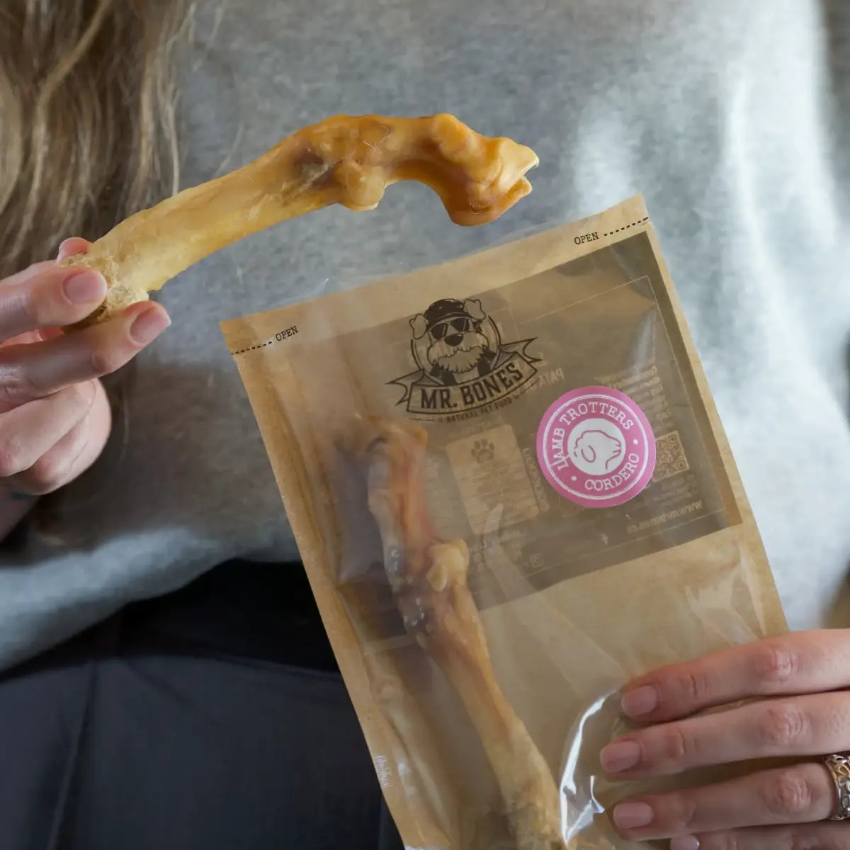 PATA DE CORDERO - SNACK NATURAL PARA PERROS