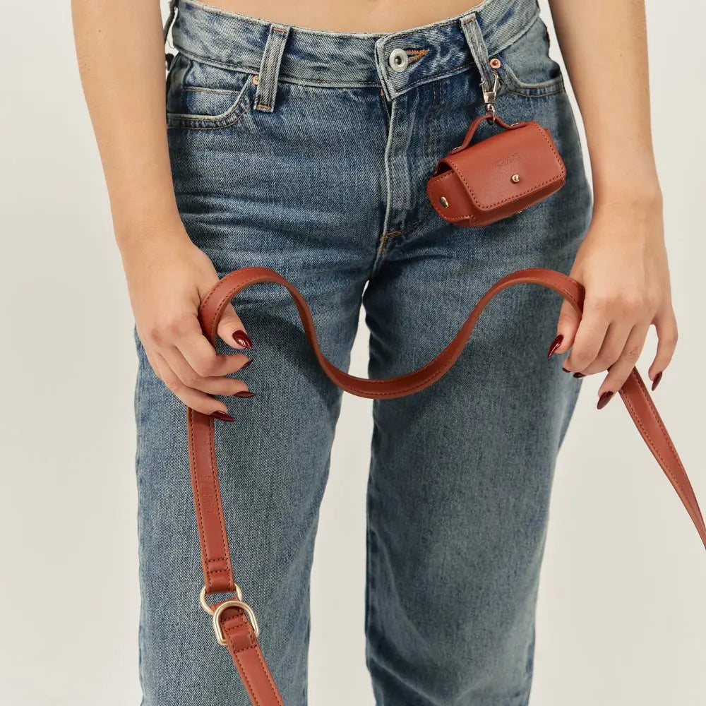 PORTABOLSAS CUERO VEGANO MARRÓN JALA